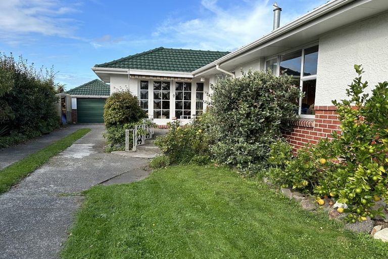 Photo of property in 228 Avonhead Road, Avonhead, Christchurch, 8042