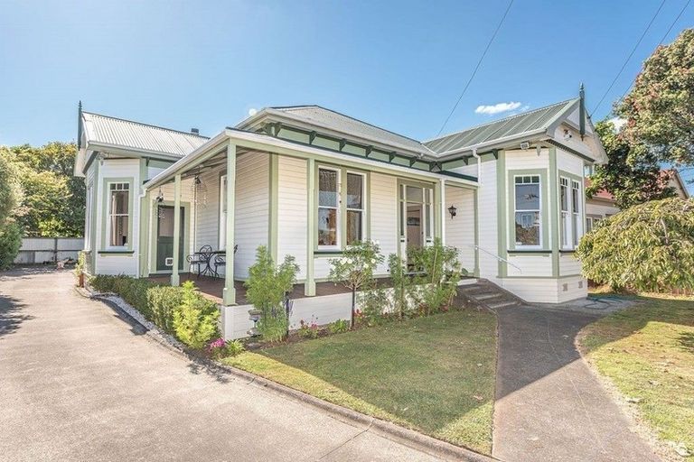 Photo of property in 6 Mason Terrace, Gonville, Whanganui, 4501