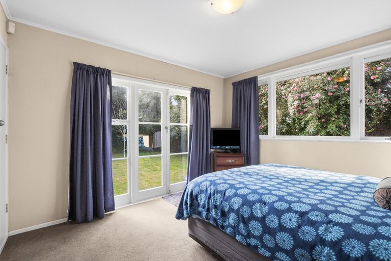 Photo of property in 15 Hampton Place, St Andrews, Hamilton, 3200
