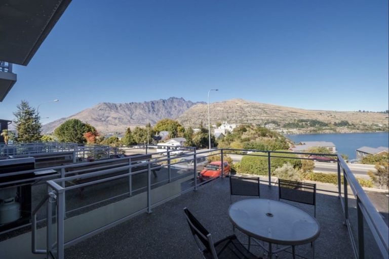 Photo of property in Remarkables Apartments, 11/658 Frankton Road, Queenstown, 9300