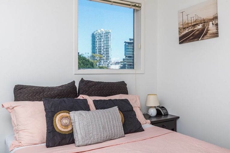 Photo of property in Waldorf Bankside Apartments, 5c/8 Bankside Street, Auckland Central, Auckland, 1010