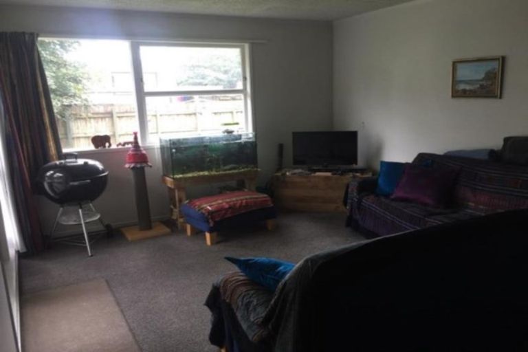 Photo of property in 8a Alison Street, Mangakakahi, Rotorua, 3015