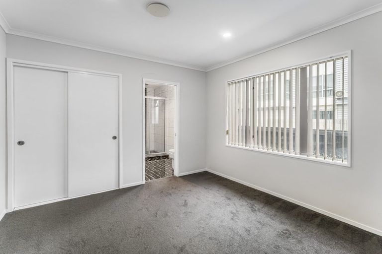 Photo of property in 169 Russell Road, Manurewa, Auckland, 2102