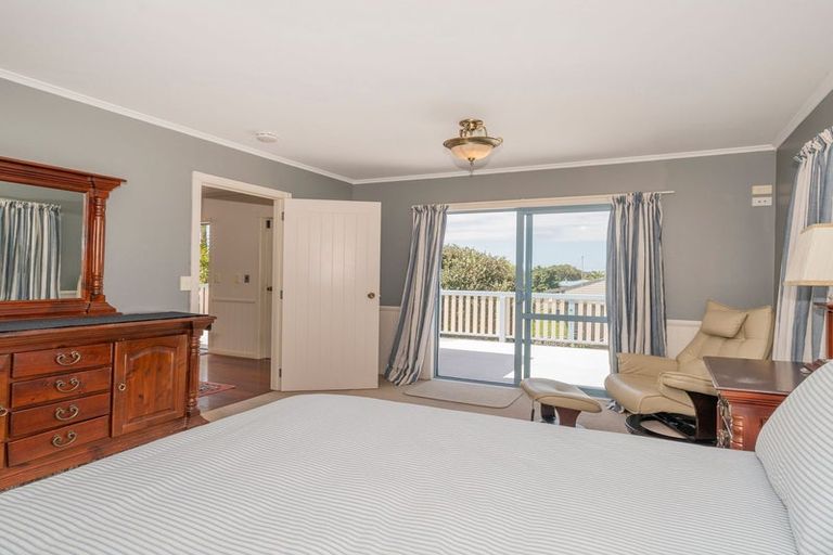 Photo of property in 5 Pipi Dune, Whitianga, 3510