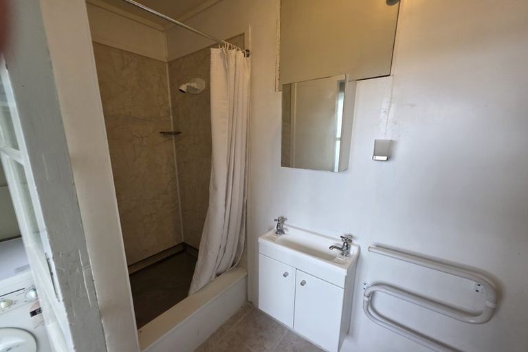 Photo of property in 37 Balfour Street, Mornington, Wellington, 6021