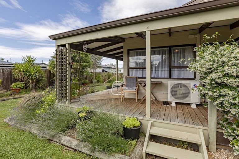 Photo of property in 2 Fergusson Avenue, Waipukurau, 4200