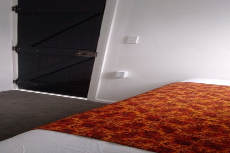 Photo of property in 24 Nixon Street, Tinwald, Ashburton, 7700