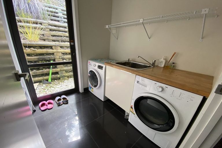 Photo of property in 49b Dart Place, Fernhill, Queenstown, 9300