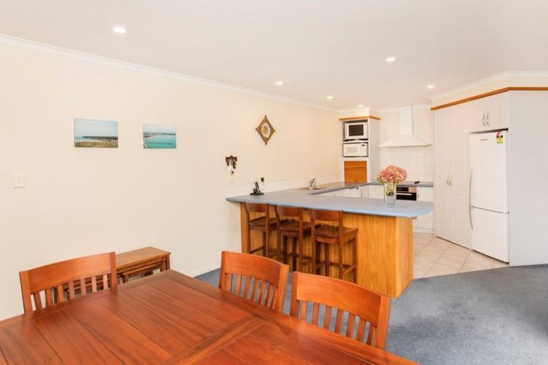 Photo of property in 19 Margaret Place, Lytton West, Gisborne, 4010