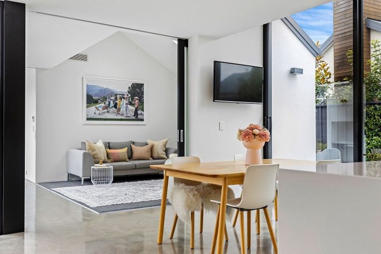 Photo of property in 44 Bluestone Drive, Parklands, Christchurch, 8083