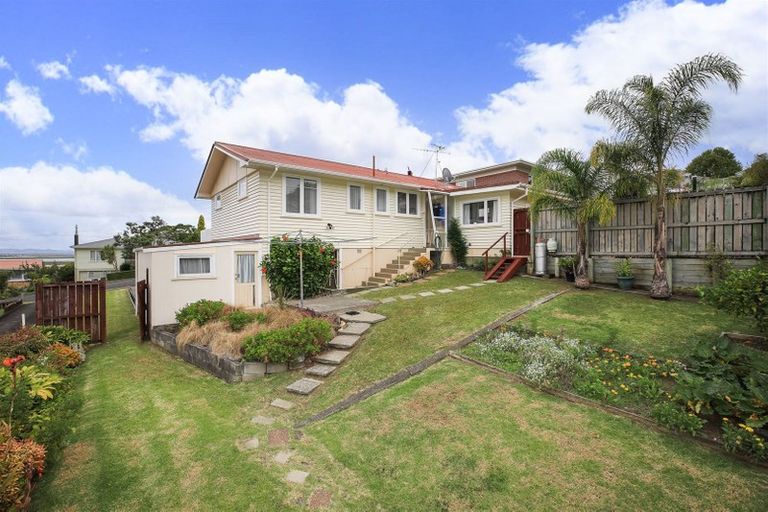 Photo of property in 148 Brunton Crescent, Thames, 3500