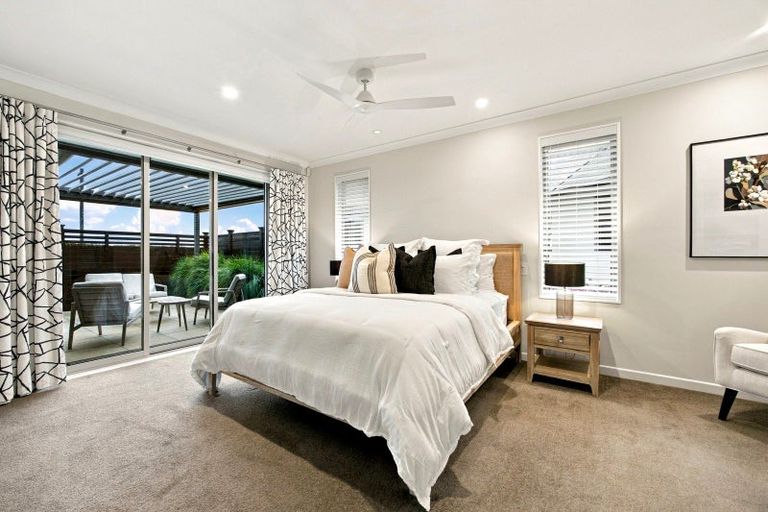 Photo of property in 32 Grace James Road, Pukekohe, 2120