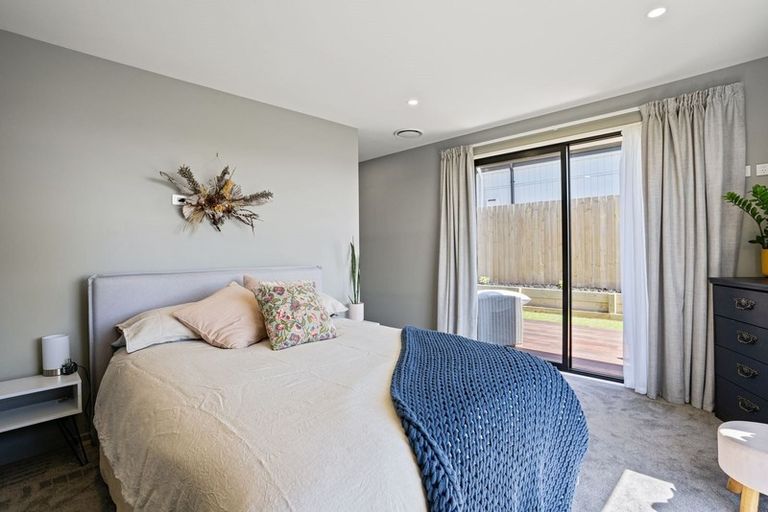 Photo of property in 39 Dow Square, Wigram, Christchurch, 8025