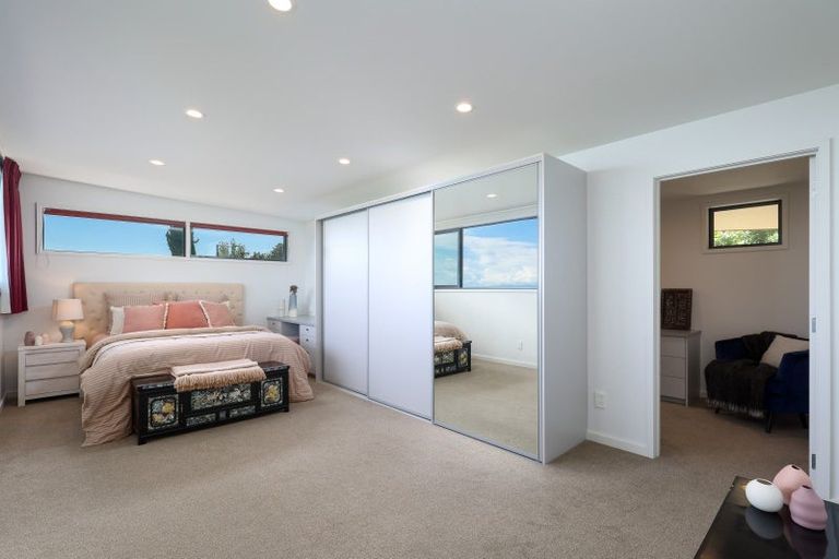 Photo of property in 28 The Cliffs, Britannia Heights, Nelson, 7010