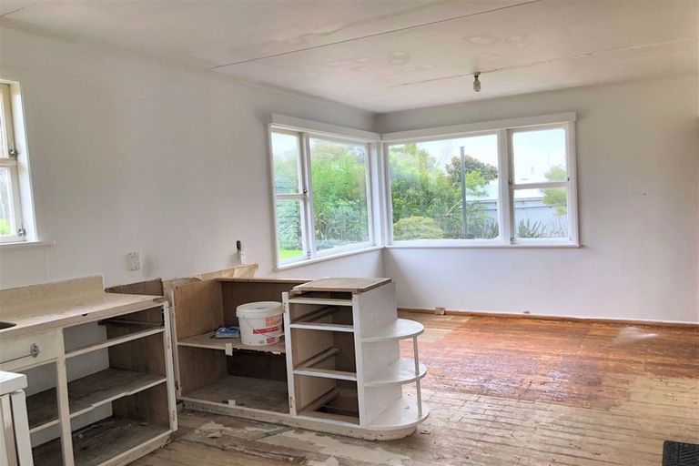 Photo of property in 64 Ruahine Street, Dannevirke, 4930