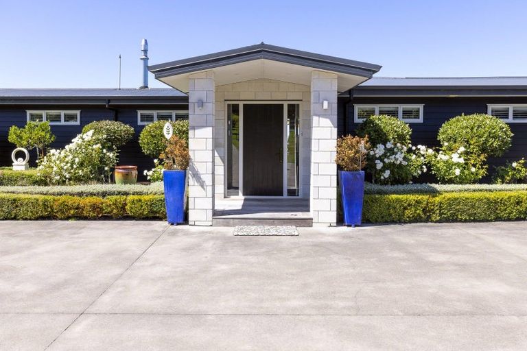 Photo of property in 35 Blue Ridge Drive, Acacia Bay, Taupo, 3385