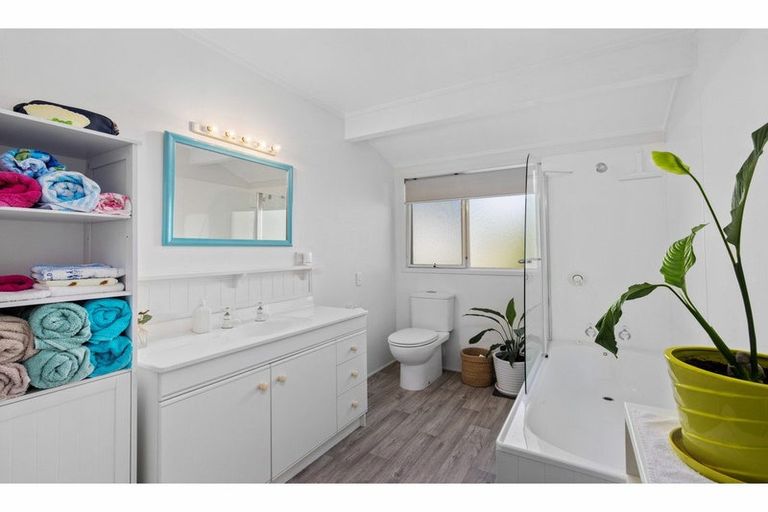 Photo of property in 59 Kendall Road, Kerikeri, 0230