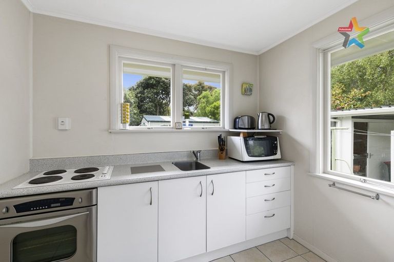 Photo of property in 143 Riverside Drive, Waiwhetu, Lower Hutt, 5010
