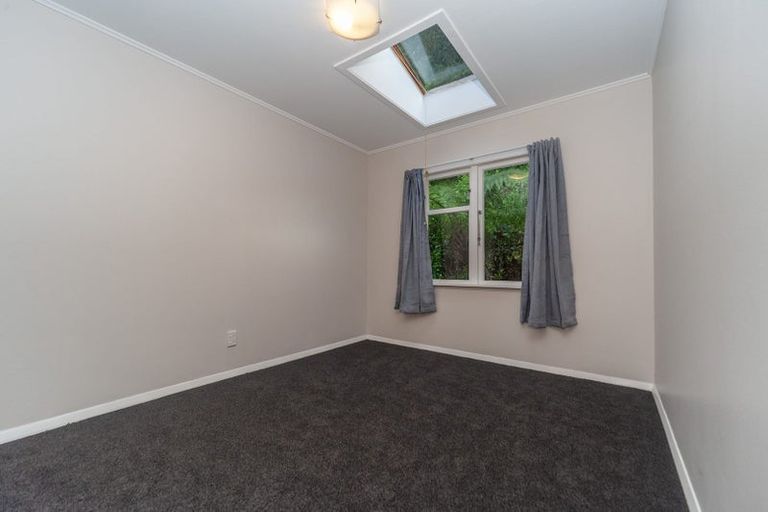 Photo of property in 54 Glenmore Street, Northland, Wellington, 6012