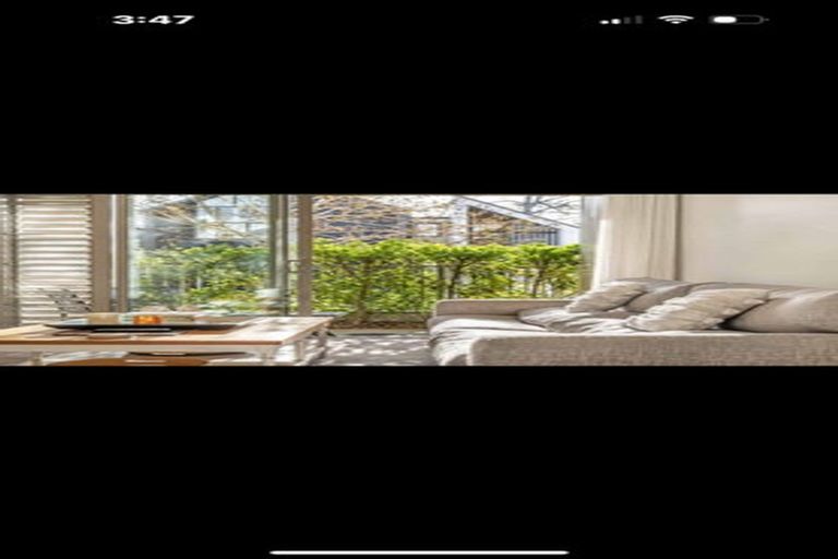 Photo of property in 11/2 Warrant Officer Lane, Hobsonville, Auckland, 0616