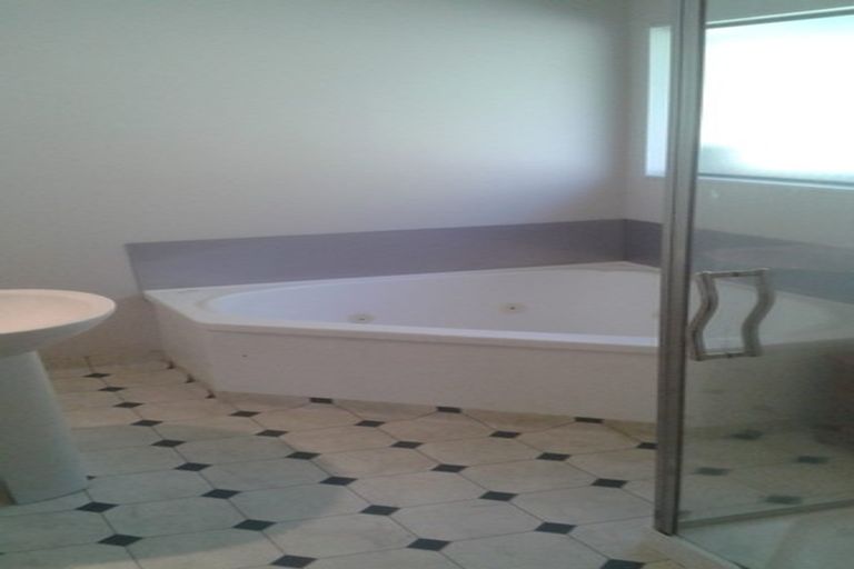 Photo of property in 35 Jackson Street, Island Bay, Wellington, 6023