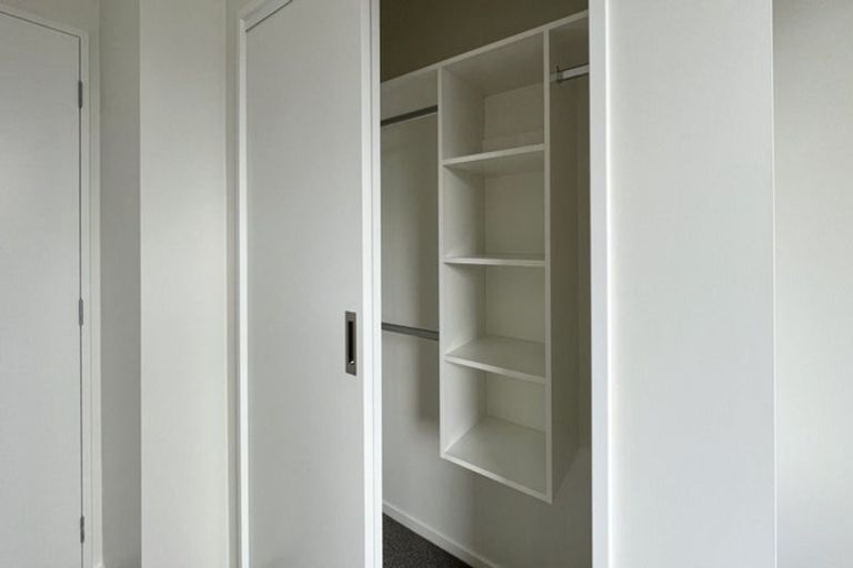 Photo of property in 4 Hoopers Road, Glen Eden, Auckland, 0602