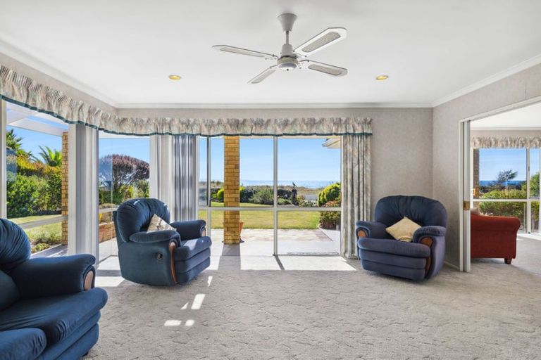 Photo of property in 15 Selwyn Street, Pohara, Takaka, 7183