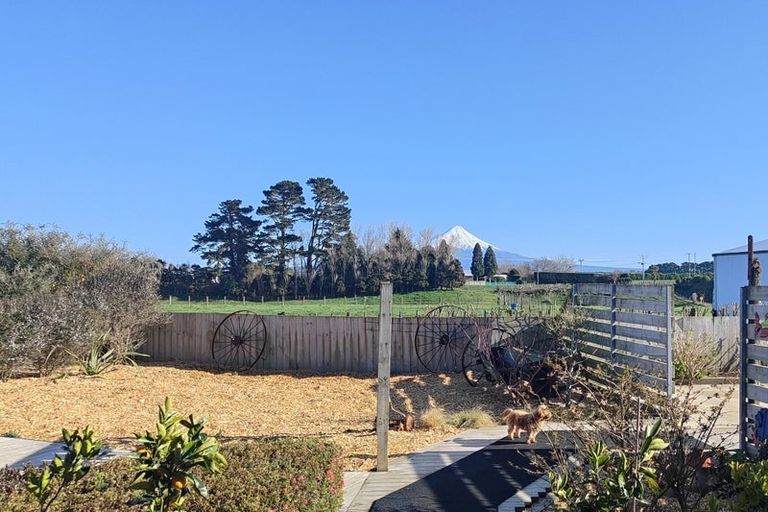 Photo of property in 280 Austin Road, Normanby, Hawera, 4673