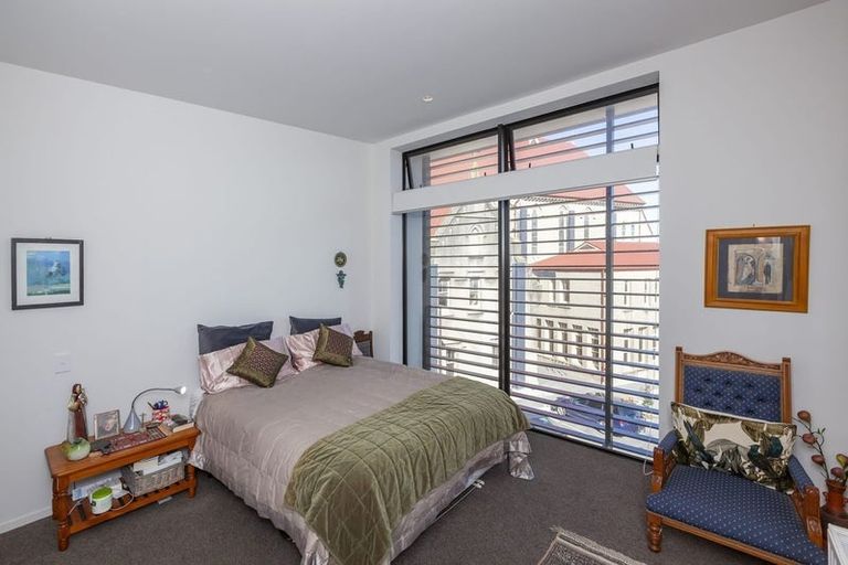 Photo of property in 37 Erica Pabst Way, Island Bay, Wellington, 6023
