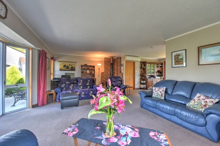 Photo of property in 62 Morton Street, Edendale, 9825