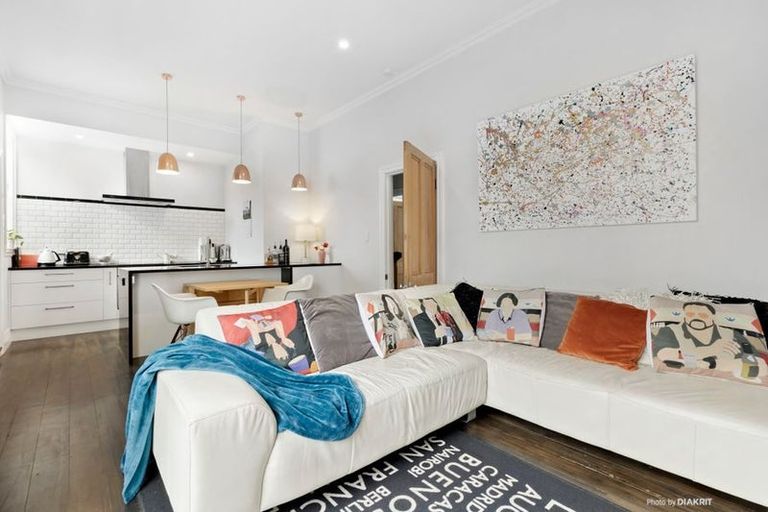 Photo of property in 230 Rintoul Street, Berhampore, Wellington, 6023