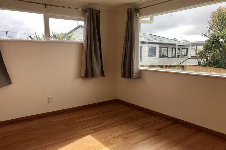 Photo of property in 54 Forest Hill Road, Henderson, Auckland, 0612