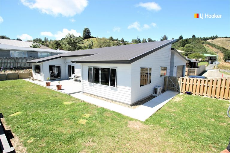 Photo of property in 19 Paterson Road, Mosgiel, 9092