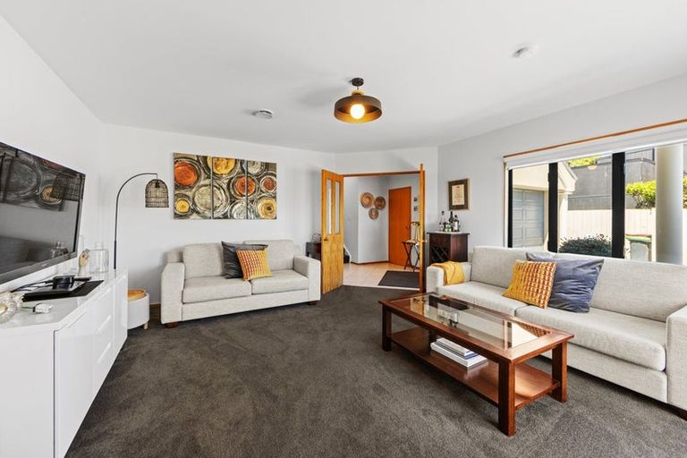 Photo of property in 20 Penruddock Rise, Westmorland, Christchurch, 8025