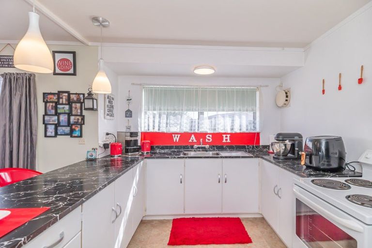 Photo of property in 3a Broadbelt Grove, Levin, 5510