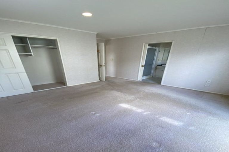 Photo of property in 24a Martin Jugum Lane, Ranui, Auckland, 0612