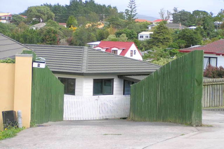 Photo of property in 6 Tellin Close, Massey, Auckland, 0614