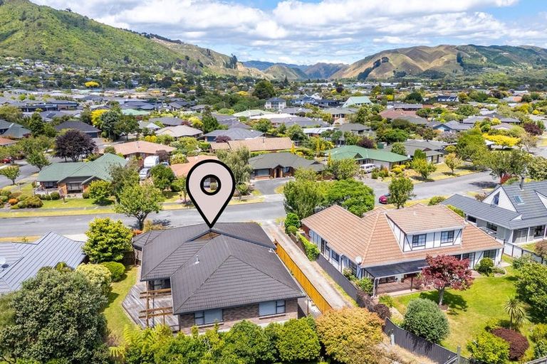 Photo of property in 50 Awanui Drive, Waikanae, 5036