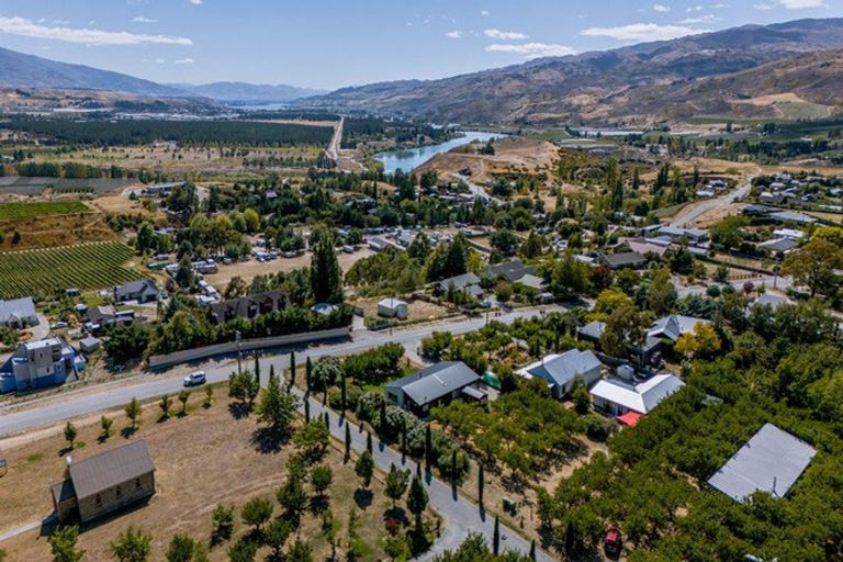 Photo of property in 25 Hall Road, Bannockburn, Cromwell, 9384