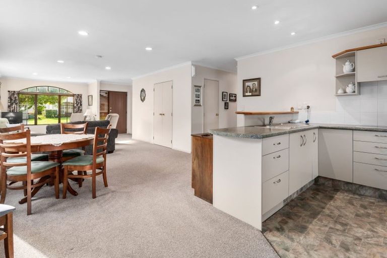 Photo of property in 285 Vaughan Road, Owhata, Rotorua, 3010