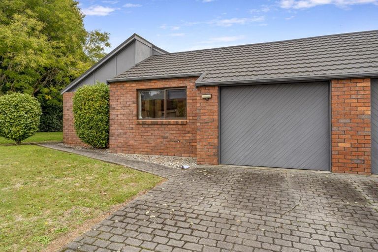 Photo of property in 6 Kew Grove, Raumati Beach, Paraparaumu, 5032