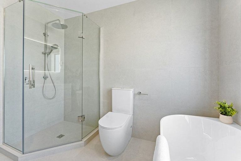 Photo of property in 38a Hyperion Drive, Randwick Park, Auckland, 2105