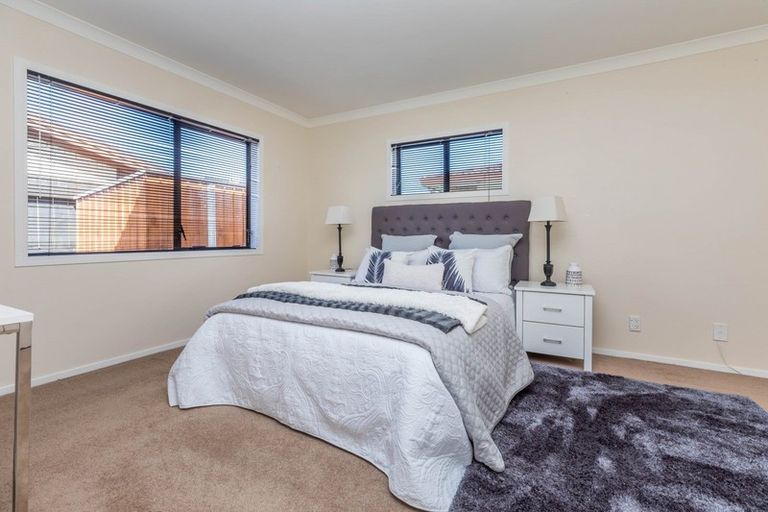 Photo of property in 7/39 Swanson Road, Henderson, Auckland, 0610