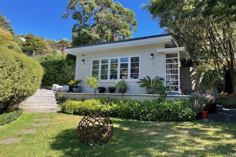 Photo of property in 51 Cavendish Square, Strathmore Park, Wellington, 6022