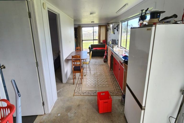 Photo of property in 1 Point Road, Mokau, 4376