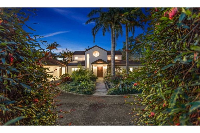 Photo of property in 424 Kerikeri Road, Kerikeri, 0230