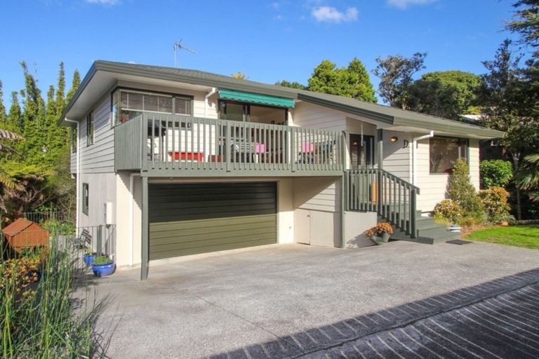 Photo of property in 10d Elliston Crescent, Stanmore Bay, Whangaparaoa, 0932