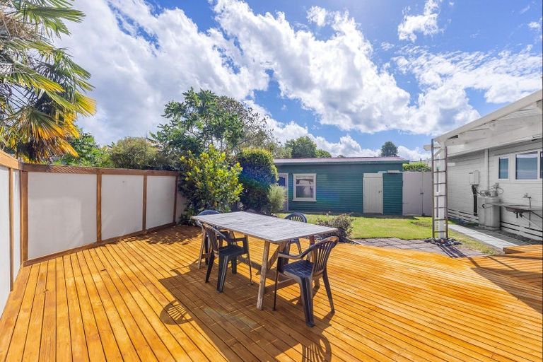Photo of property in 64 Rangipoia Place, Turangi, 3334