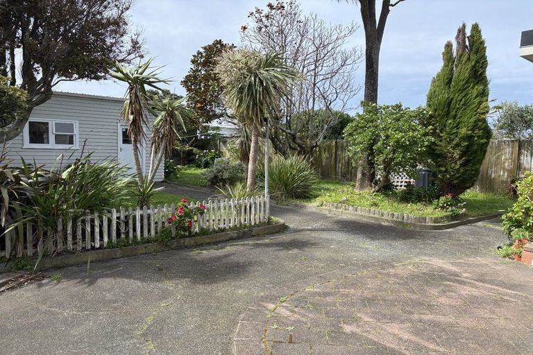 Photo of property in 38 Kauri Street, Miramar, Wellington, 6022