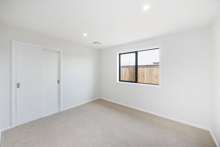 Photo of property in 68 Freedom Drive, Kelvin Grove, Palmerston North, 4414